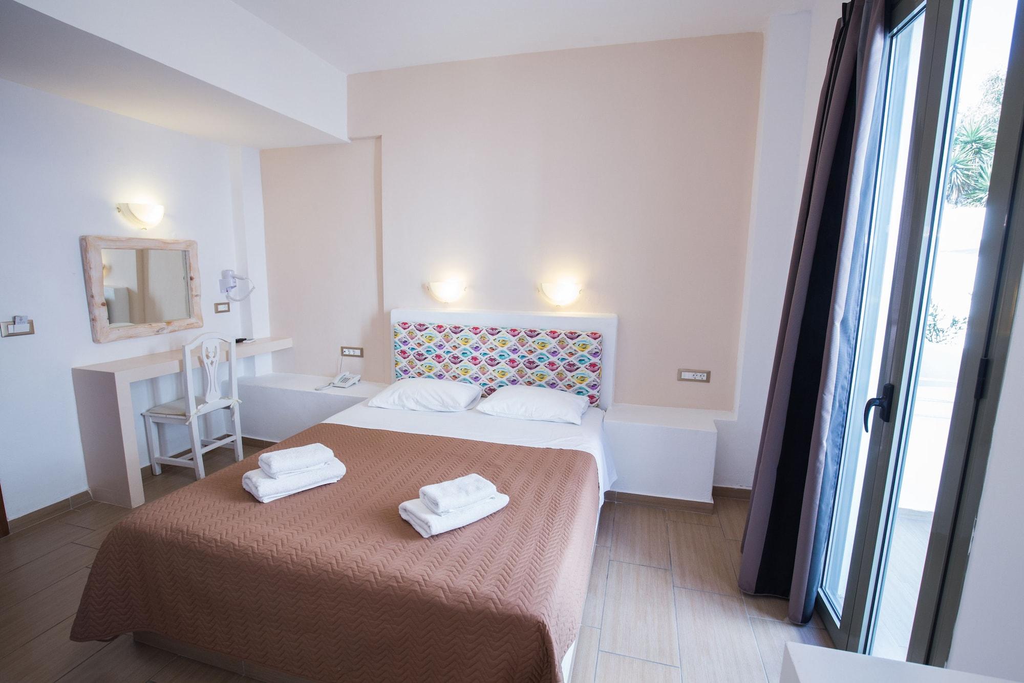 Omiros Hotel メッサリア エクステリア 写真