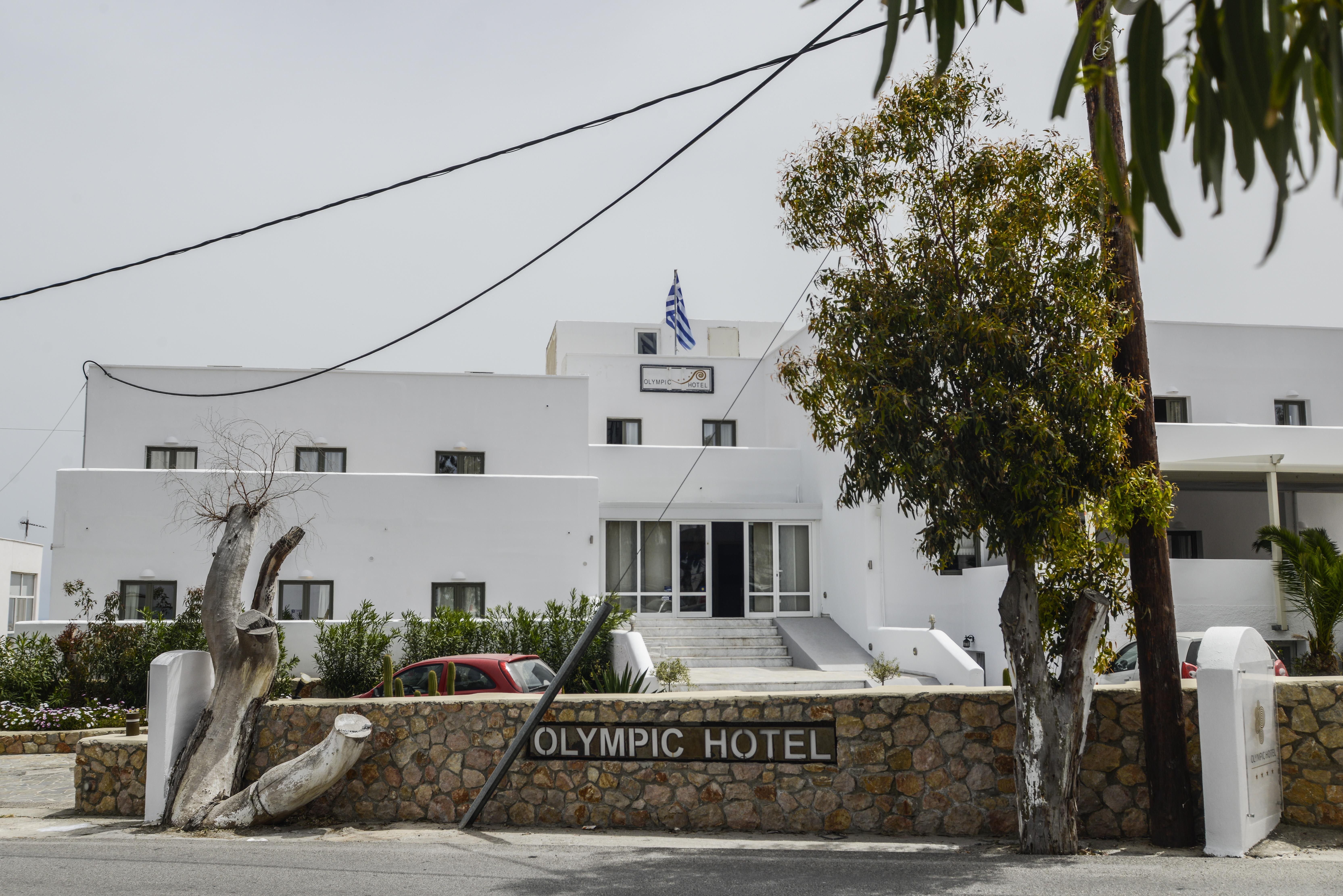 Omiros Hotel メッサリア エクステリア 写真